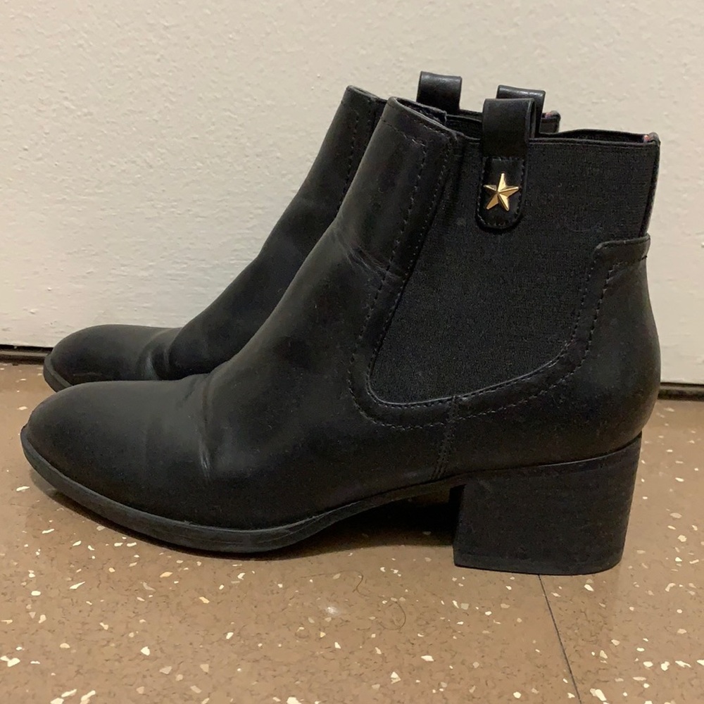 Tommy Hilfiger Vegan Leather Black Ankle Booties 7